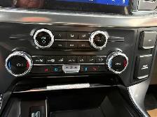 2022 Ford F-150 LARIAT SUPERCREW 4WD - Photo 13