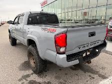 2019 Toyota Tacoma TRD Sport 4x4 - Photo 4