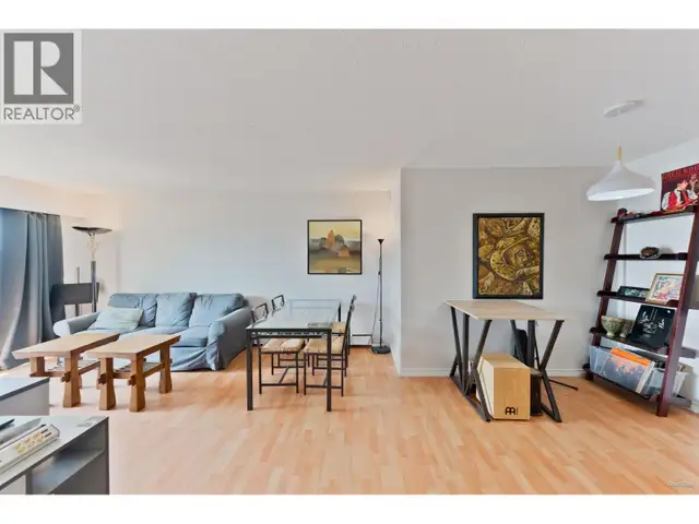 Furnished Room in a nice 2 Bedroom Condo in New Westminster
