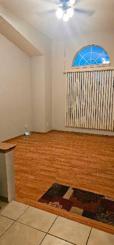 3-Bedroom Bi-Level Upper Floor for Rent – Monterey Park, NE