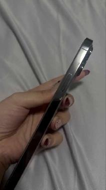 iPhone 13 Pro Max (128GB, 5G) Mint ConditionBattery Health: 87% - Photo 2
