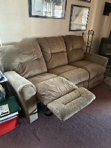 FREE- Lazaboy Reclining Sofa - Photo 4