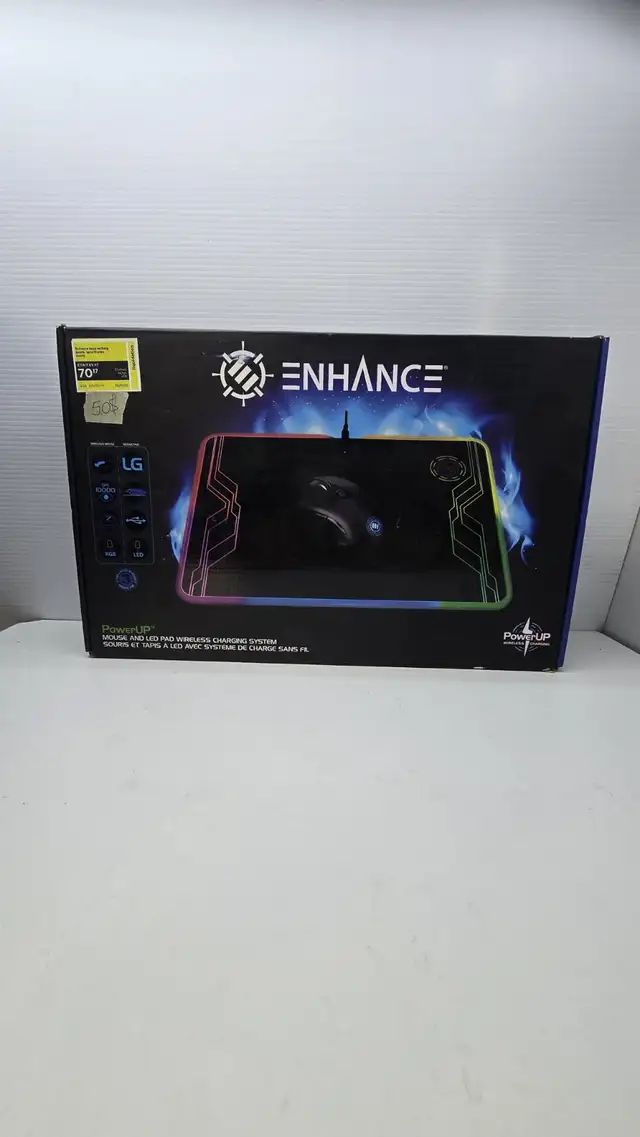 Souris gaming sans fil   tapis LED RGB recharge sans fil 50$