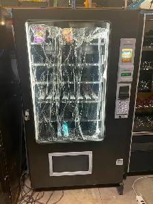 Combo Vending Machines - Photo 2