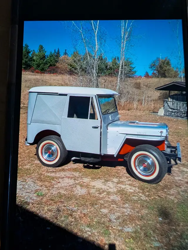 1962 Willys DJ3A Dispatcher 2WD