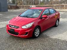2012 Hyundai accent gl