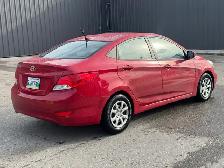2012 Hyundai accent gl - Photo 3