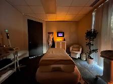 Burlington Room - Great Price, Great Location, Must See! - Photo 2