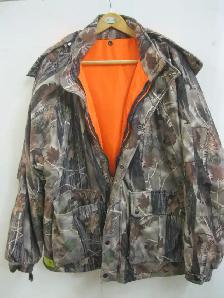 AUCTION-CLOTHING/ACCESSORIES- SATURDAY NOV 7, 8 AM - Photo 4