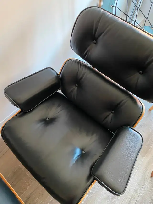 Eames lounge chair with Italian Leather