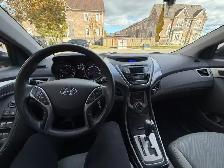 2013 Hyundai Elantra - Photo 6