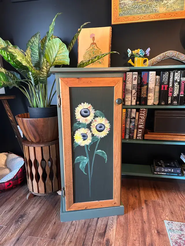 "Backwoods Green" 3-Shelf Cubby