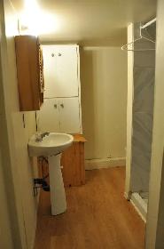 Room for Rent - Photo 3