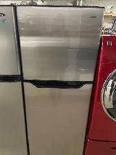 Réfrigérateur stainless 24'' Danby