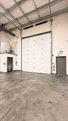 Prime Edmonton Industrial Warehouse Space – Available for Lease - Photo 3