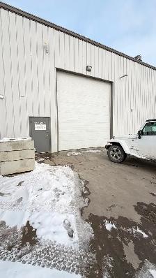 Prime Edmonton Industrial Warehouse Space – Available for Lease - Photo 6