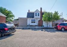 Beautiful Renovated 3-Bedroom House for Rent – Hamilton - Photo 4