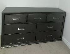 ~Beautiful Grey Dresser with 7 drawers- Great Condition~