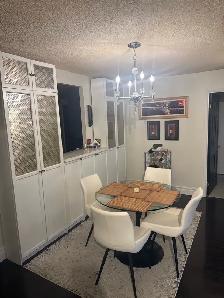 2 bedroom, 2 full bathroom plus solarium for rent immediately - Photo 3
