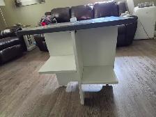 2 End Tables $30.00 - Photo 2