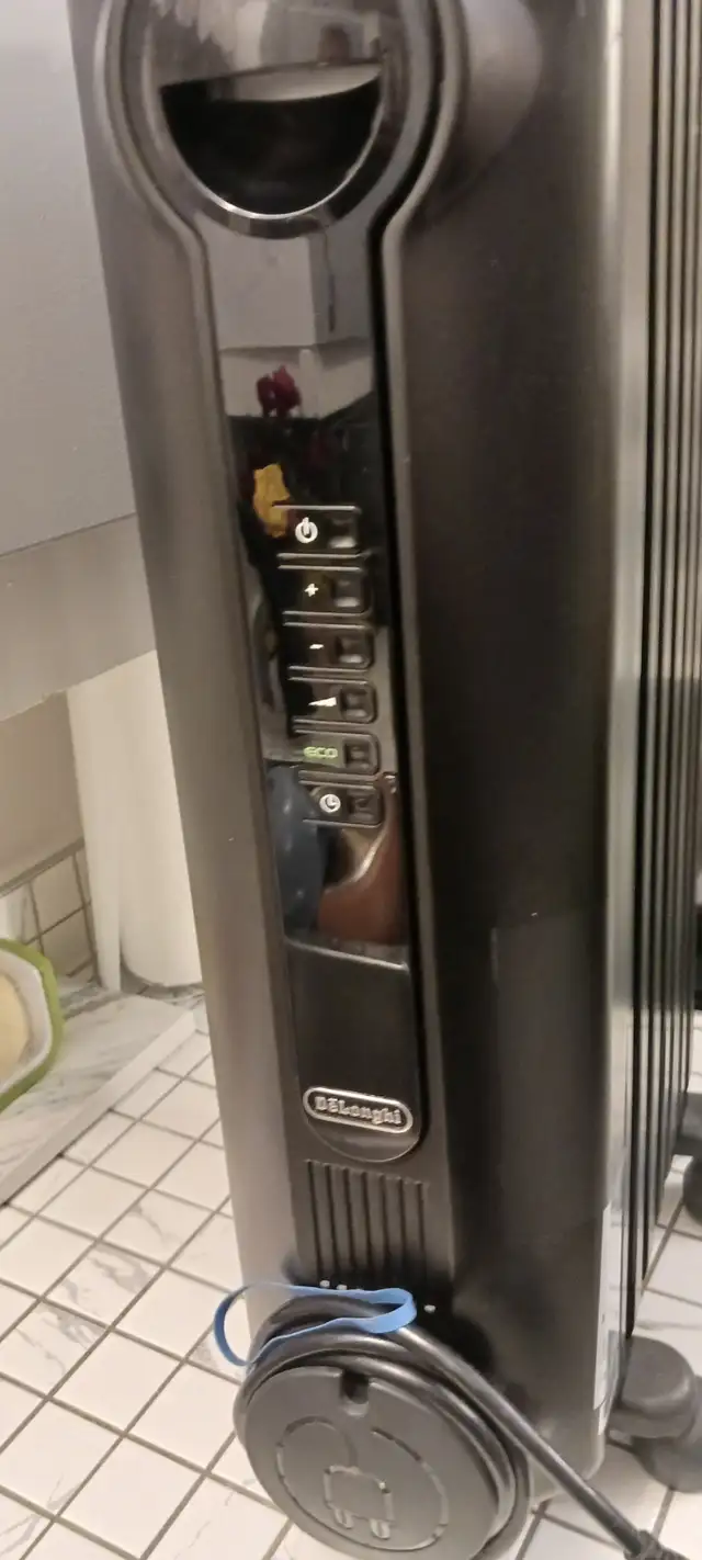 radiateur chauffage de marque delonghi