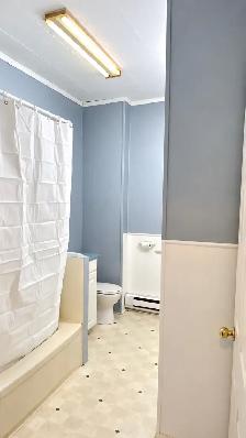 SPACIOUS PRIVATE ROOM WITH PRIVATE BALCONY - Photo 4