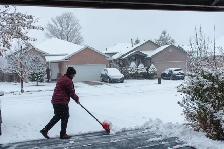 Snow removal - Photo 4