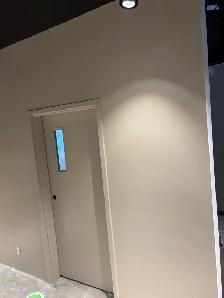 Painter and taper - Photo 2