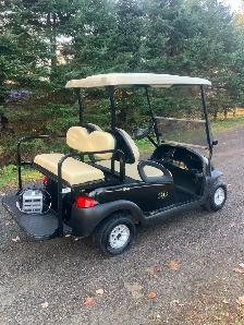 05 Clubcar Precedent Electric Golf Cart - Photo 2