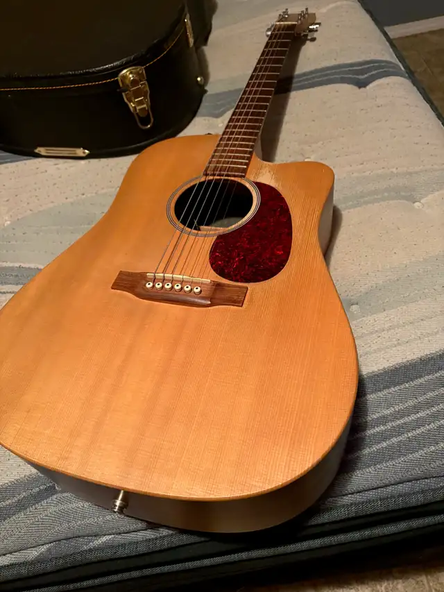 Trade 2 MARTINS for a GIBSON