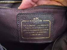 Sac Coach brun foncé / Coach Dark Brown Handbag - Photo 6