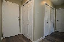 Extremely Nice Renovated Executive Style 2BDRM All Utilities Inc - Photo 2