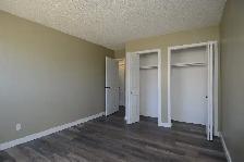 Extremely Nice Renovated Executive Style 2BDRM All Utilities Inc - Photo 6