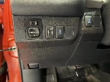 2015 Toyota RAV 4 XLE / Local / Strong Service - Photo 13