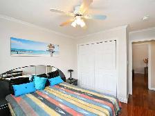 Private one Bedroom for rent on main floor - Photo 2