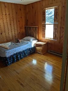 4-bedroom house, minutes from UNB and STU - Photo 4