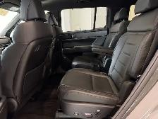 2025 Hyundai SANTA FE ULTIMATE CALLIGRAPHY | 2.5L | 6 PASS | ONE - Photo 28