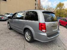 2016 Dodge Grand Caravan SXT - Photo 4