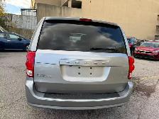 2016 Dodge Grand Caravan SXT - Photo 5