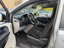 2016 Dodge Grand Caravan SXT - Photo 7