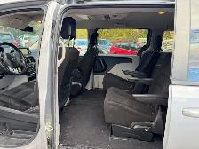 2016 Dodge Grand Caravan SXT - Photo 8