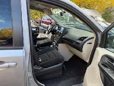 2016 Dodge Grand Caravan SXT - Photo 12