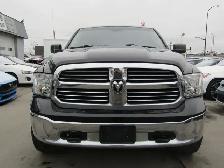 2017 Ram 1500 5.7L V8 4WD Quad Cab 140.5' SLT - Photo 11