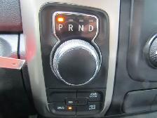 2017 Ram 1500 5.7L V8 4WD Quad Cab 140.5' SLT - Photo 19