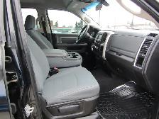 2017 Ram 1500 5.7L V8 4WD Quad Cab 140.5' SLT - Photo 26