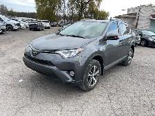 2018 Toyota RAV4 LE - Photo 3