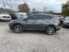2018 Toyota RAV4 LE - Photo 4