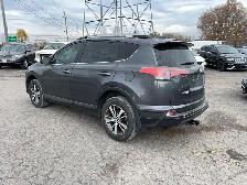 2018 Toyota RAV4 LE - Photo 5