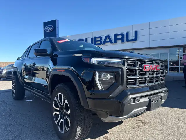 2025 GMC Canyon AT4