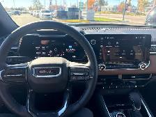 2025 GMC Canyon AT4 - Photo 12